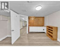 3551 DOMINION BOULEVARD - 32