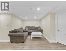 3551 DOMINION BOULEVARD - 33