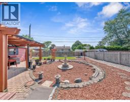 3551 DOMINION BOULEVARD - 37