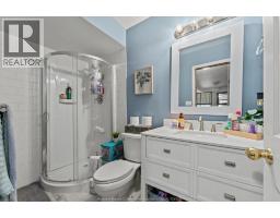 421 MCLELLAN - 25