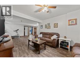 421 MCLELLAN - 26