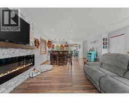 421 MCLELLAN - 8