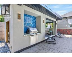 355 SACRED HEART DRIVE - 10