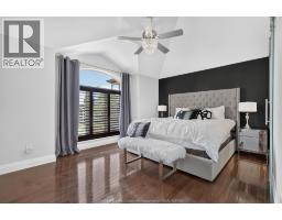 355 SACRED HEART DRIVE - 27