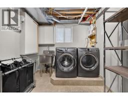 355 SACRED HEART DRIVE - 46