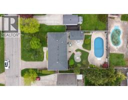4018 Casgrain - 40