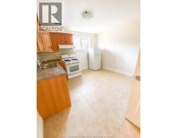 4518 HELSINKI CRESCENT - 12