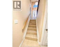 4518 HELSINKI CRESCENT - 14