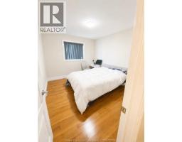 4518 HELSINKI CRESCENT - 15
