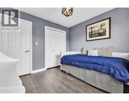 399 ROSEWOOD CRESCENT - 21