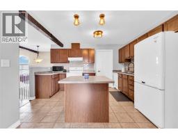 399 ROSEWOOD CRESCENT - 5