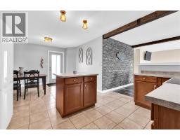 399 ROSEWOOD CRESCENT - 8