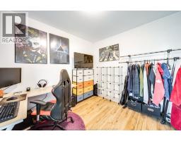 1560 LILLIAN AVENUE - 16