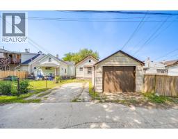 1560 LILLIAN AVENUE - 30