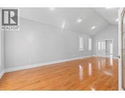 21 LAURENTIA DRIVE - 5