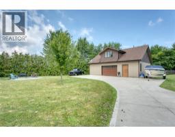113 BEACH COURT - 4