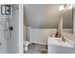 113 BEACH COURT - 46