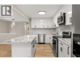 1175 HEATHFIELD - 8