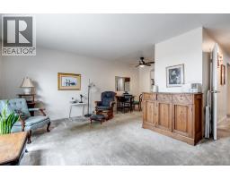 6318 Thornberry CRESCENT - 11