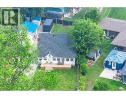 13 Beach BOULEVARD - 41