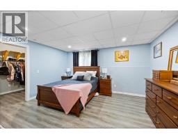 7841 COLLISON Sideroad - 24