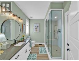 36 MANUEL COURT - 19