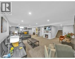 36 MANUEL COURT - 24
