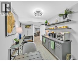 36 MANUEL COURT - 33