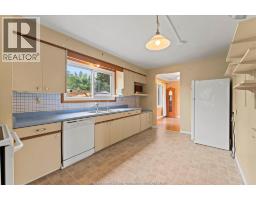 1025 ESDRAS AVENUE - 13
