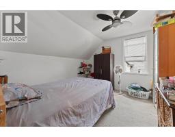 11 VICTORIA AVENUE North - 24