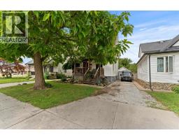 11 VICTORIA AVENUE North - 4