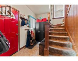 11 VICTORIA AVENUE North - 6