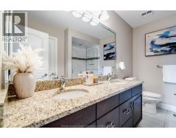 1181 Hayes - 15