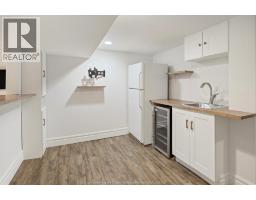 850 GREENDALE DRIVE - 25
