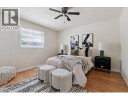 1544 IMPERIAL CRESCENT - 14