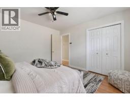1544 IMPERIAL CRESCENT - 15