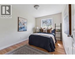 1544 IMPERIAL CRESCENT - 18