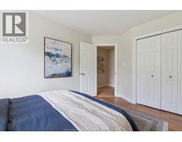 1544 IMPERIAL CRESCENT - 19