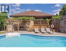 1544 IMPERIAL CRESCENT - 31