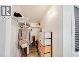 1560 LILLIAN AVENUE - 20