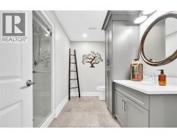 16 ROBIN COURT - 29