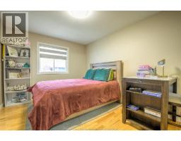 160 BRANTON CRESCENT - 12