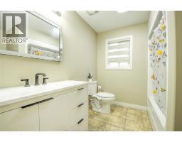 160 BRANTON CRESCENT - 13