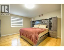 160 BRANTON CRESCENT - 14