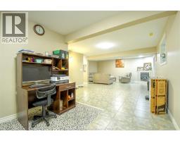 160 BRANTON CRESCENT - 17