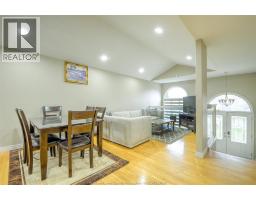160 BRANTON CRESCENT - 4