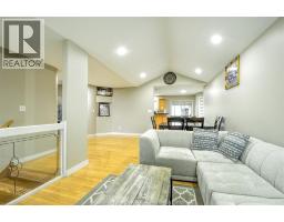 160 BRANTON CRESCENT - 6