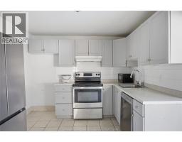 977 GLADSTONE - 13