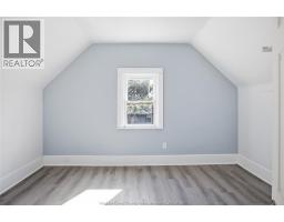 977 GLADSTONE - 17