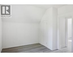 977 GLADSTONE - 20